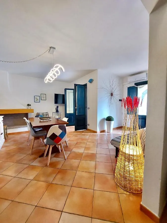 Maestrale Apartment Àrbatax